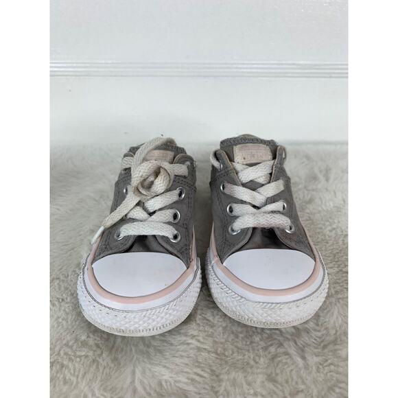 Converse All Star Toddlers Size 5 Gray & With Pink Canvas Low-Top Sneakers - Picture 2 of 9